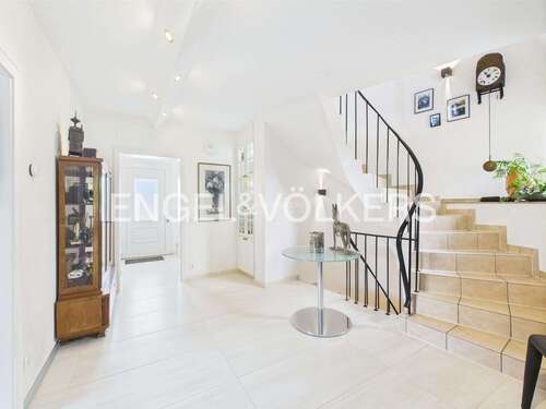 Foto - Haus zum Kaufen in Krefeld 825.000,00 € 228 m²