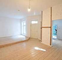 Haus zum Mieten in Düsseldorf 3.500,00 € 257.64 m²