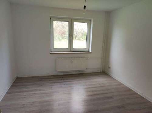 Foto - Wohnung zum Mieten in Büdelsdorf 360,00 € 42.31 m²
