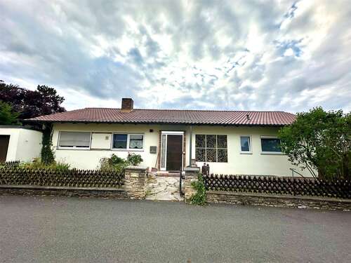 Foto - Haus zum Kaufen in Weikersheim 319.000,00 € 160 m²