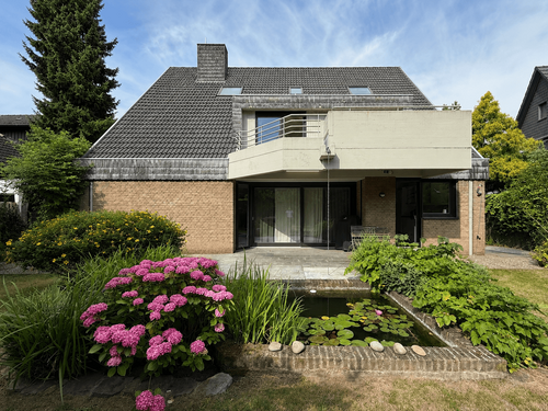 Foto - Haus zum Kaufen in Düsseldorf 1.150.000,00 € 259 m²