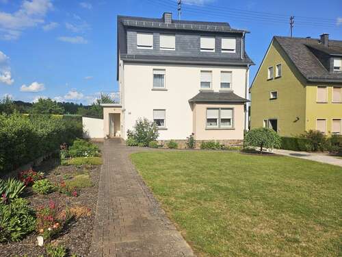 Foto - Haus zum Kaufen in Rheinböllen 375.000,00 € 190 m²