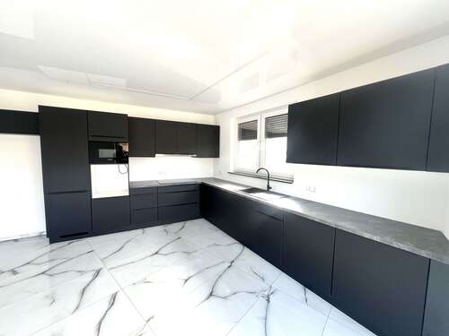 Foto - Haus zum Kaufen in Helmstadt-Bargen 500.000,00 € 244 m²