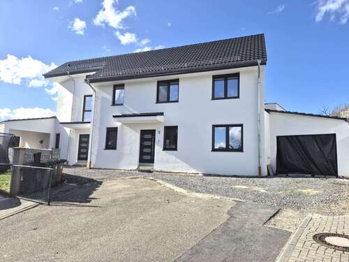 Foto - Haus zum Kaufen in Helmstadt-Bargen 750.000,00 € 343 m²