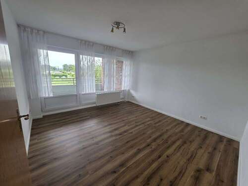 Foto - Wohnung zum Mieten in Lembruch 550,00 € 64 m²