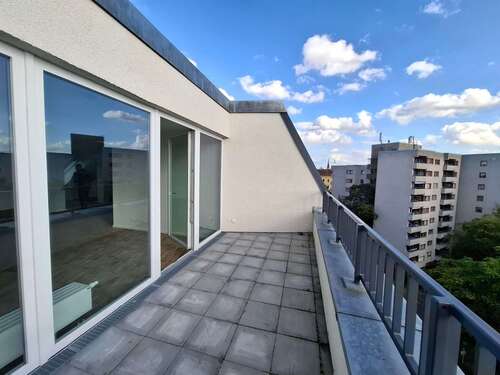 Foto - Wohnung zum Mieten in Berlin 1.953,77 € 102.83 m²