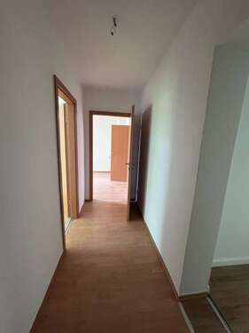 Foto - Wohnung zum Mieten in Rötha 499,00 € 79 m²