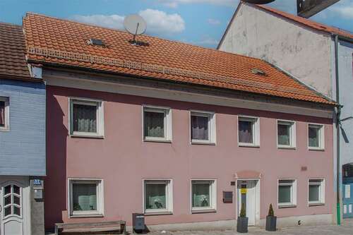 Foto - Haus zum Kaufen in Landau 220.000,00 € 180 m²
