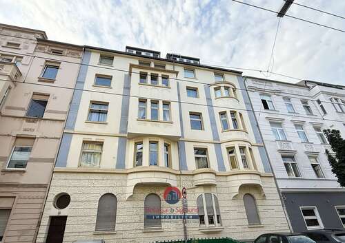 Foto - Haus zum Kaufen in Düsseldorf 1.698.000,00 € 530 m²