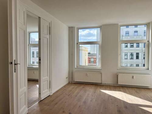 Foto - Wohnung zum Mieten in Magdeburg 819,00 € 92 m²