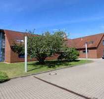 Büro in Elmenhorst-Lichtenhagen 2.960,00 € 237 m²