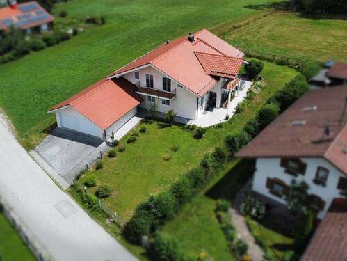 Foto - Haus zum Kaufen in Oberhausen 1.295.000,00 € 238 m²