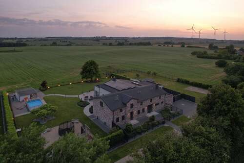 Foto - Haus zum Mieten in Stäbelow 7.500,00 € 507 m²