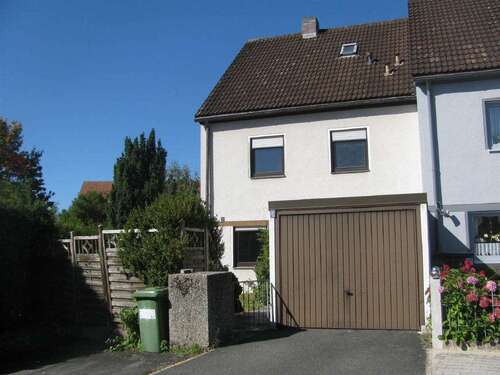 Foto - Haus zum Kaufen in Erbendorf 249.000,00 € 114 m²