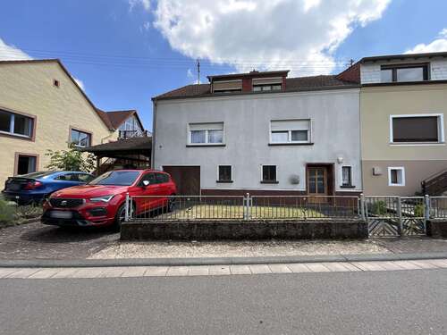 Foto - Haus zum Kaufen in Schmelz 120.000,00 € 120 m²