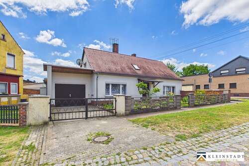 Foto - Haus zum Kaufen in Schollene 85.000,00 € 135 m²