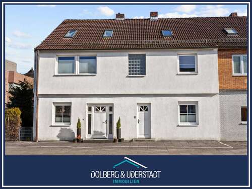 Foto - Haus zum Kaufen in Hamburg Bramfeld 940.000,00 € 268.19 m²