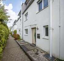 Haus zum Kaufen in Stuttgart Zuffenhausen 700.000,00 € 143 m²