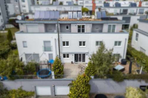 Foto - Haus zum Kaufen in Stuttgart Zuffenhausen 690.000,00 € 143 m²