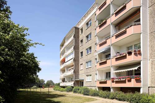 Foto - Wohnung zum Mieten in Neubrandenburg 370,00 € 71.79 m²