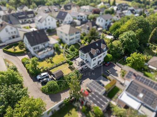 Foto - Haus zum Kaufen in Wachtberg 699.000,00 € 230 m²