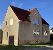 Haus zum Kaufen in Gröditz 95.000,00 € 152 m²