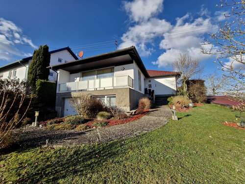 Foto - Haus zum Kaufen in Lebach 275.000,00 € 120 m²