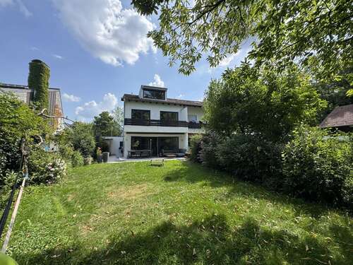 Foto - Haus zum Kaufen in München 1.490.000,00 € 181.98 m²