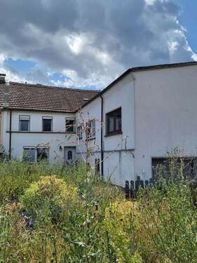 Foto - Haus zum Kaufen in Primstal 59.000,00 € 180 m²