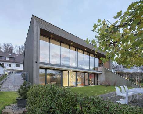 Foto - Haus zum Kaufen in Ebersbach an der Fils 1.890.000,00 € 186 m²