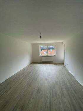 Foto - Wohnung zum Mieten in Büdelsdorf 555,00 € 71.44 m²