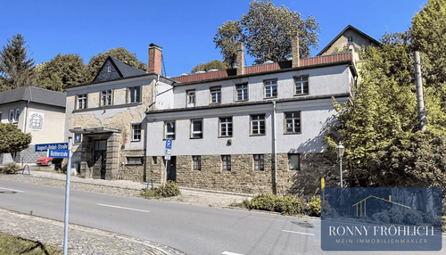 Foto - Haus zum Kaufen in Grünhain-Beierfeld 95.000,00 € 301 m²