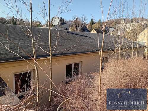 Foto - Haus zum Kaufen in Grünhain-Beierfeld 95.000,00 € 301 m²