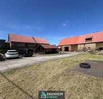 Haus zum Kaufen in Löwenberger Land 320.000,00 € 290 m²