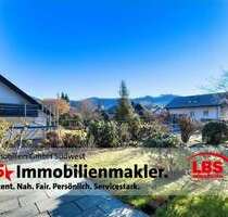 Haus zum Kaufen in Buchenbach 930.000,00 € 211 m²