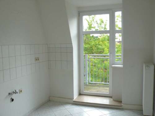 Foto - Wohnung zum Mieten in Halle 550,00 € 72 m²