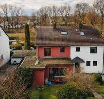 Haus zum Kaufen in Remseck am Neckar Hochdorf 570.000,00 € 160 m² - Remseck am Neckar / Hochdorf