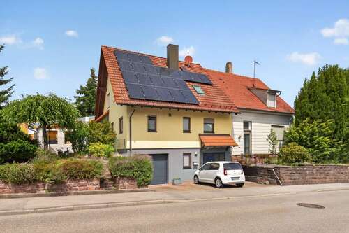 Foto - Haus zum Kaufen in Straubenhardt 525.000,00 € 114.34 m²