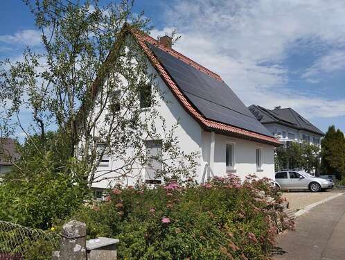 Foto - Haus zum Mieten in Warthausen 1.450,00 € 95 m²