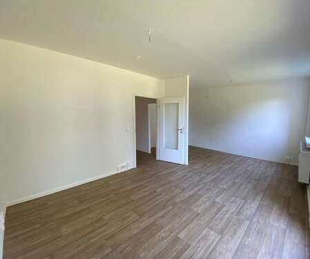Foto - Wohnung zum Mieten in Suhl 362,85 € 54.48 m²