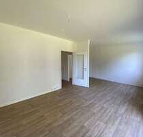 Wohnung zum Mieten in Suhl 362,85 € 54.48 m²