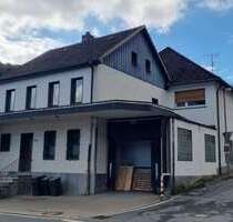 Haus zum Kaufen in Altena Altroggenrahmede 249.000,00 € 305 m² - Altena / Altroggenrahmede