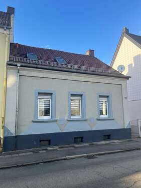 Foto - Haus zum Kaufen in Zweibrücken 140.000,00 € 95 m²