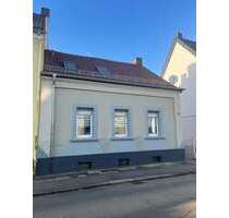 Haus zum Kaufen in Zweibrücken 140.000,00 € 95 m²