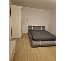 WG-Zimmer in München 950,00 € 16 m²