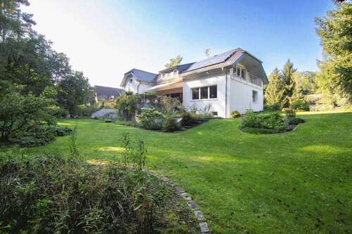 Foto - Haus zum Kaufen in Hohen Neuendorf 850.000,00 € 246 m²