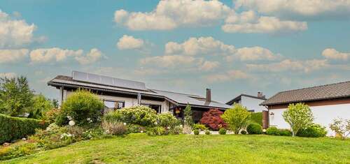 Foto - Haus zum Kaufen in Eckersdorf 615.000,00 € 205 m²