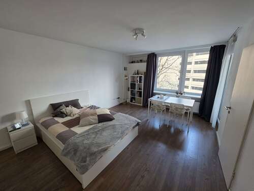 Foto - Wohnung zum Mieten in Frankfurt 680,00 € 32.5 m²