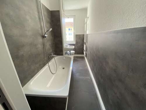 Foto - Wohnung zum Mieten in Suhl 320,60 € 46.61 m²
