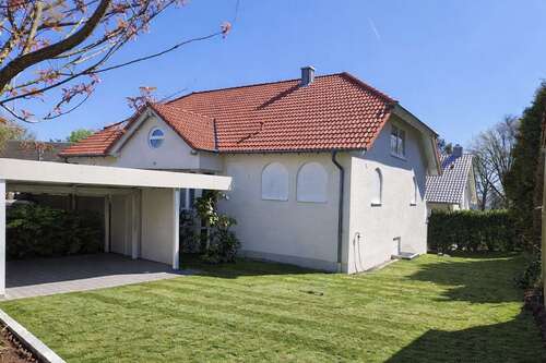 Foto - Haus zum Kaufen in Baden-Baden Ebersteinburg 995.000,00 € 217 m²